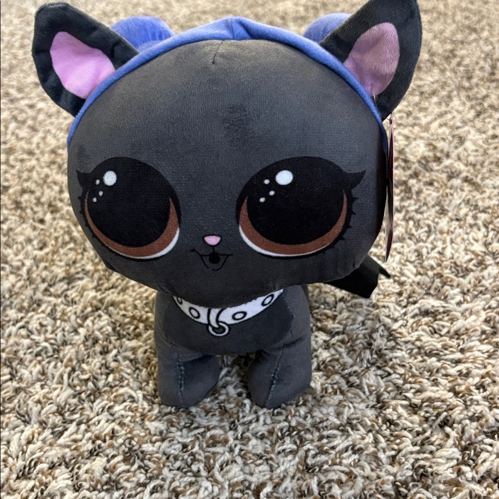 Brand new with tags ..L.O.L. Surprise! Gray and Black Bat 🦇 Cat Plush Toy - Picture 7 of 7